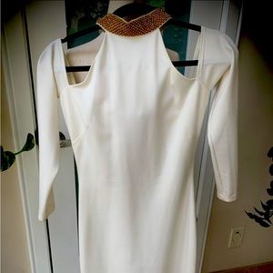 STUNNINGLY GORGEOUS SEXY LONG IVORY WHITE DRESS GOLD BEADED COLLAR NECKLACE